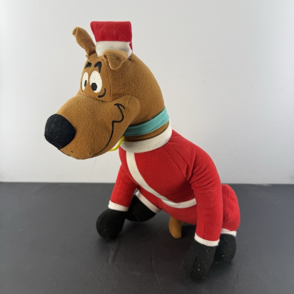 Scooby Doo Santa plush Christmas 10" Hanna-Barbera Toy Factory